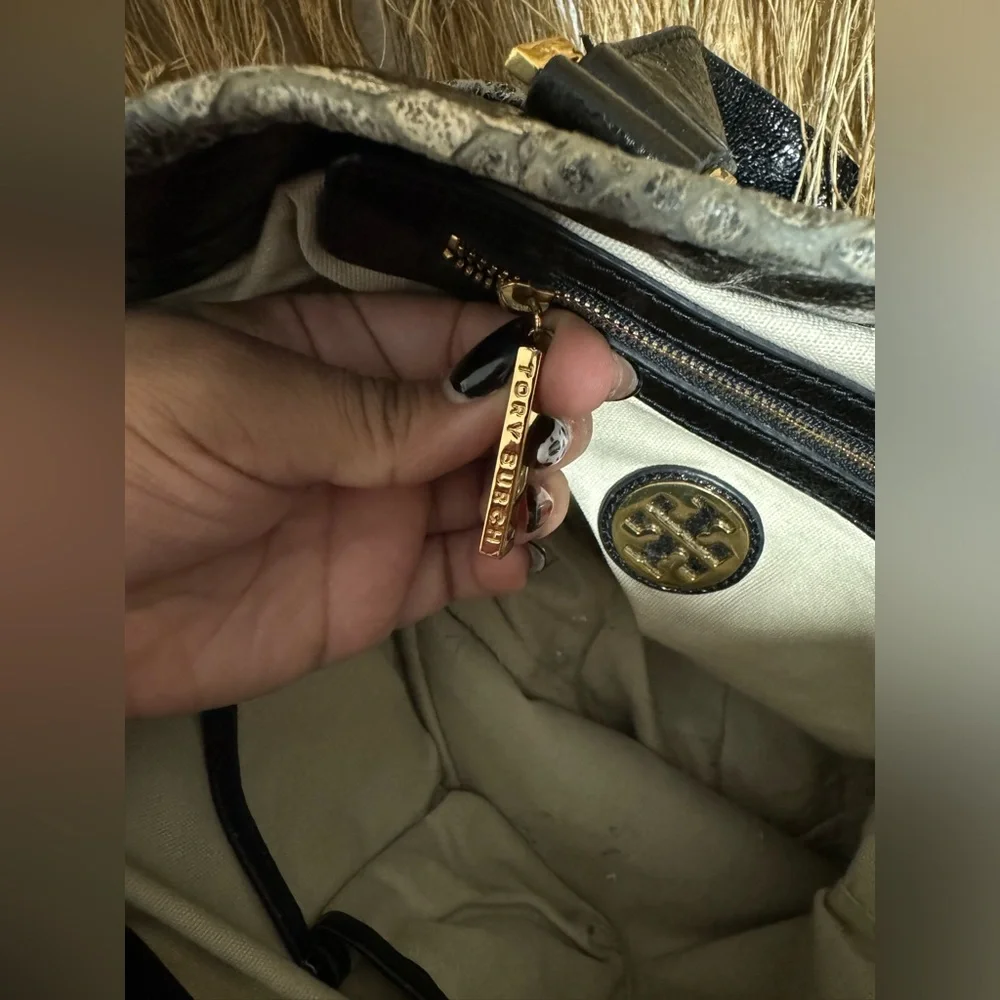 Tory Burch Bag - Picture 3 of 16